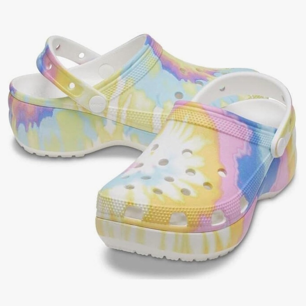 Crocs Classic Platform Clog